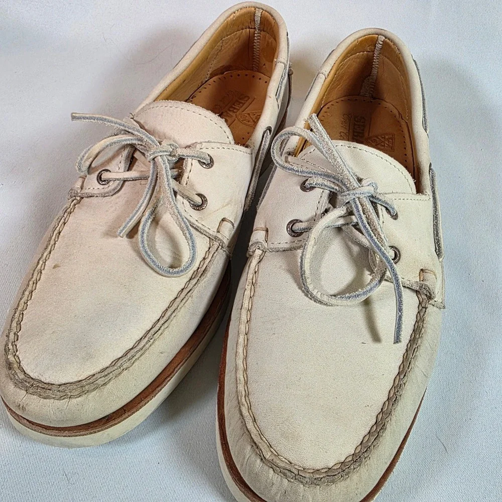 SEBAGO Docksides Men's 10.5M Cream Leather Boat Shoes Preppy Nautical Old Money